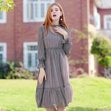 Load image into Gallery viewer, 2019 early autumn new brand women's dress a button a print dress temperament celebrity chiffon dress 69122