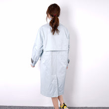 Load image into Gallery viewer, Low price Guangzhou solid color long sleeve 51%-70% leisure single adult collage/stitching stitching women's windbreaker
