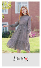 Load image into Gallery viewer, 2019 early autumn new brand women's dress a button a print dress temperament celebrity chiffon dress 69122