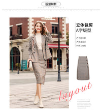 Load image into Gallery viewer, 2019 Autumn new boutique women's single-breasted splice pattern a dress retro dress 28633