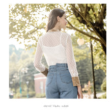 Load image into Gallery viewer, 2019 Spring new women's velvet butterfly bow dot shirt celebrity temperament everywhere lace shirt 58838