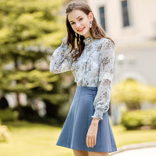 Load image into Gallery viewer, 2018 Winter new women's lace printing temperament celebrity snow spinning shirt 59066
