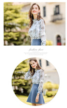 Load image into Gallery viewer, 2018 Winter new women's lace printing temperament celebrity snow spinning shirt 59066