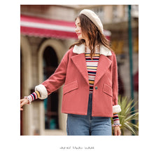 Load image into Gallery viewer, 2018 new brand women's dress lamb wool short wool overcoat lady wool overcoat lady 97055