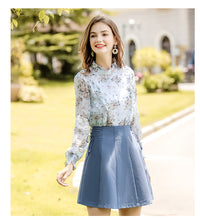 Load image into Gallery viewer, 2018 Winter new women's lace printing temperament celebrity snow spinning shirt 59066