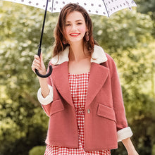 Load image into Gallery viewer, 2018 new brand women's dress lamb wool short wool overcoat lady wool overcoat lady 97055