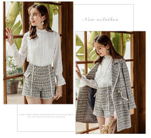 Load image into Gallery viewer, 2008 autumn and winter new high-quality women's zipper high waist retro straight trousers temperament ladies Baitie shorts 28662