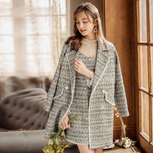 Load image into Gallery viewer, 2018 Autumn and Winter New Boutique Women's Coat Swirl Spindle Little Fragrance Coat Temperance Light Cooked Ladies 'Coat 97127