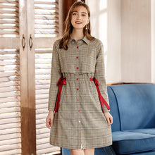 Load image into Gallery viewer, 2019 Autumn Winter new fashion women's clothing can be solved single buckle plaid windbreaker waist waist thin lady coat 97115