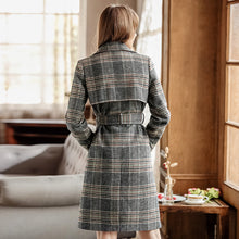 Load image into Gallery viewer, Fall and Winter 2009 New High-quality Women's Clothes with Turn-over Collar, Double-row Button Checker Overcoat, Famous Wool Wool Cloth Overcoat 97120