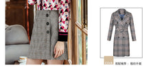 Load image into Gallery viewer, 2009 New Brand Women's Single-row Button Printed Shirt Lady Baitie Chiffon Shirt 59082