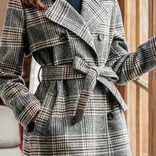 Load image into Gallery viewer, Fall and Winter 2009 New High-quality Women's Clothes with Turn-over Collar, Double-row Button Checker Overcoat, Famous Wool Wool Cloth Overcoat 97120