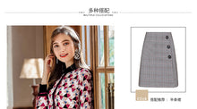 Load image into Gallery viewer, 2009 New Brand Women's Single-row Button Printed Shirt Lady Baitie Chiffon Shirt 59082