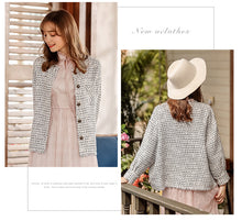 Load image into Gallery viewer, 2018 Winter new women's round collar 9-cent cuff single buckle Baiqi Xiaoxiangfeng jacket 97119