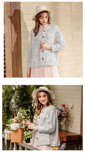 Load image into Gallery viewer, 2018 Winter new women's round collar 9-cent cuff single buckle Baiqi Xiaoxiangfeng jacket 97119