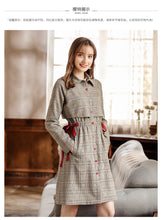 Load image into Gallery viewer, 2019 Autumn Winter new fashion women's clothing can be solved single buckle plaid windbreaker waist waist thin lady coat 97115