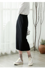 Load image into Gallery viewer, "Clearance seconds kill 56 yuan not to return and not to change" medium-length skirt women's high waist hip knitted A-line skirt 8025