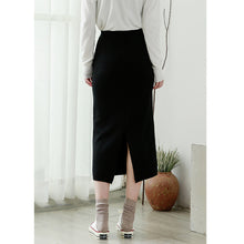 Load image into Gallery viewer, "Clearance seconds kill 56 yuan not to return and not to change" medium-length skirt women's high waist hip knitted A-line skirt 8025