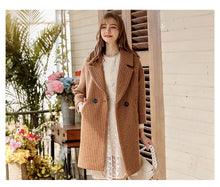 Load image into Gallery viewer, 2018 New brand women's couture lapel thickened long hair coat 97060