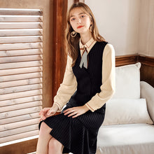 Load image into Gallery viewer, 2018 Autumn and Winter New Boutique Women's Wear Sleeveless Stripes Single Buckle Bottom Skirt Light Cooked Thin Dress 63028
