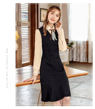 Load image into Gallery viewer, 2018 Autumn and Winter New Boutique Women's Wear Sleeveless Stripes Single Buckle Bottom Skirt Light Cooked Thin Dress 63028