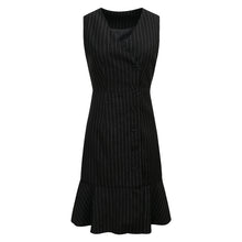 Load image into Gallery viewer, 2018 Autumn and Winter New Boutique Women's Wear Sleeveless Stripes Single Buckle Bottom Skirt Light Cooked Thin Dress 63028