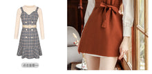 Load image into Gallery viewer, 2018 New brand women's round collar knitted skirt long-sleeved shirt skirt two-piece set 88720