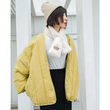 Load image into Gallery viewer, [clearing the warehouse and killing 228 yuan without refund or replacement] 90% of women in short loose down jacket, white down jacket, 2988