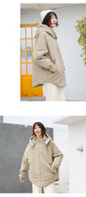 Load image into Gallery viewer, "Clearance seconds kill 156 yuan back and forth" solid color stitching cotton-padded jacket warm hooded cotton-padded jacket woman 2991