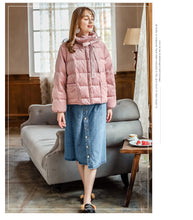 Load image into Gallery viewer, New winter 2008 women's retro white duck down warm jacket short-style thickened down jacket 97123