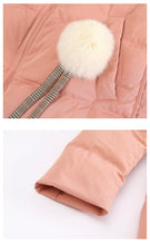 Load image into Gallery viewer, [ Journal of the Philippines] 2018 Winter new women's thickening warm jacket White Eider Lady with cap down jacket 97132