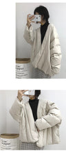 Load image into Gallery viewer, [clearing the warehouse and killing 228 yuan without refund or replacement] 90% of women in short loose down jacket, white down jacket, 2988