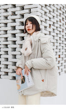 Load image into Gallery viewer, "Clearance seconds kill 156 yuan back and forth" solid color stitching cotton-padded jacket warm hooded cotton-padded jacket woman 2991