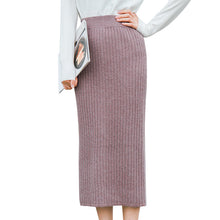Load image into Gallery viewer, [Clearing the warehouse and killing 56 yuan per second without refund or exchange] Button skirt knitted half-length half-length half-length one-step skirt 666