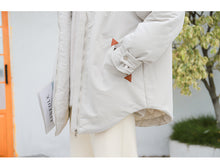 Load image into Gallery viewer, "Clearance seconds kill 156 yuan back and forth" solid color stitching cotton-padded jacket warm hooded cotton-padded jacket woman 2991