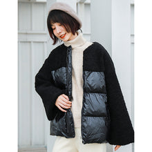 Load image into Gallery viewer, [Clearance Seconds Kill 196 Yuan, No Return, No Exchange] Lamb Wool Spells Short Down Jacket Women 3007