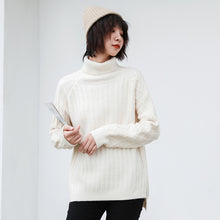 Load image into Gallery viewer, "Clearance seconds kill 86 yuan no refund no change" solid color sweater women's pullover round neck loose base shirt 18407