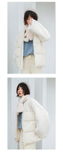 Load image into Gallery viewer, [Clearance Seconds Kill 196 Yuan, No Return, No Exchange] Lamb Wool Spells Short Down Jacket Women 3007