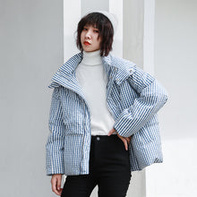 Load image into Gallery viewer, "Clearance seconds kill 228 yuan without refund or change" 2018 winter hooded bread grid down jacket 3005 women