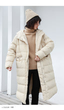 Load image into Gallery viewer, [Clearing the warehouse and killing 326 yuan per second without refund or replacement] Female 3025 with medium and long white duck down jacket