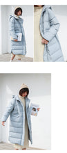 Load image into Gallery viewer, [Clearing the warehouse and killing 326 yuan per second without refund or replacement] Female 3025 with medium and long white duck down jacket