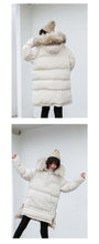Load image into Gallery viewer, [Clearing the warehouse, killing 366 yuan, no refund, no change] Loose medium-long cap, real wool collar, cotton jacket 3010
