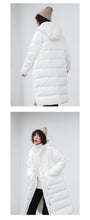 Load image into Gallery viewer, [Clearing the warehouse and killing 326 yuan per second without refund or replacement] Female 3025 with medium and long white duck down jacket