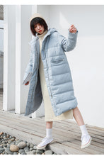 Load image into Gallery viewer, [Clearing the warehouse and killing 326 yuan per second without refund or replacement] Female 3025 with medium and long white duck down jacket