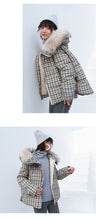 Load image into Gallery viewer, "Clearance seconds kill 436 yuan without refund or change" loose fox fur collar plaid coat down jacket female 3021