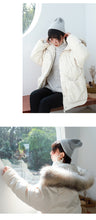 Load image into Gallery viewer, [Clearance Seconds Kill 266 Yuan, No Refund, No Exchange] Fox Wool Collar Loose White Duck Down Jacket Female 3029