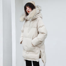 Load image into Gallery viewer, [Clearing the warehouse, killing 366 yuan, no refund, no change] Loose medium-long cap, real wool collar, cotton jacket 3010