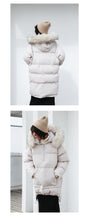 Load image into Gallery viewer, [Clearing the warehouse, killing 366 yuan, no refund, no change] Loose medium-long cap, real wool collar, cotton jacket 3010