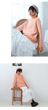 Load image into Gallery viewer, [Clearing the warehouse, killing 68 yuan, no refund, no change] Pullovers, women's loose checked sweaters, fresh knitted sweaters 917