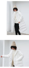 Load image into Gallery viewer, [Clearing the warehouse and killing 326 yuan per second without refund or replacement] Female 3025 with medium and long white duck down jacket